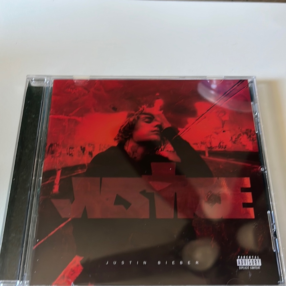 Justin Bieber- Justice Target Exclusive CD